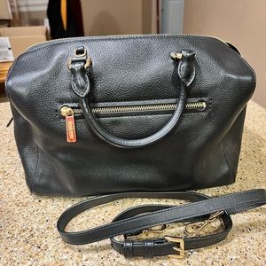 Black Michael Kors doctor looking bag, used less than 5x excellent condition